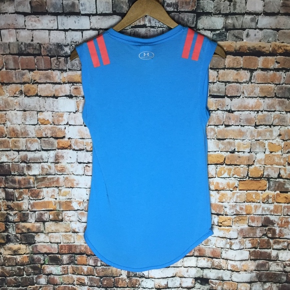 Under Armour Sleeveless - Picture 2 of 6